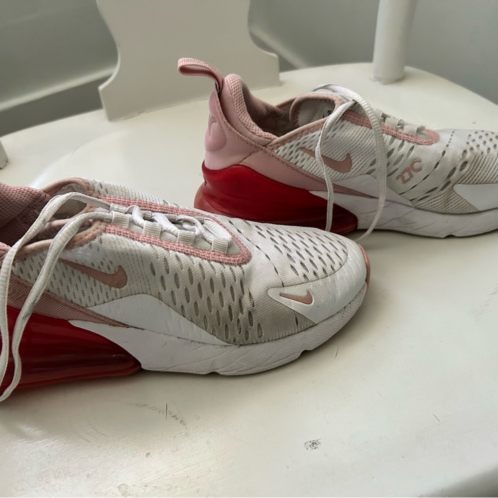 Nike Kids Air Max 270 Pink and White Shoes